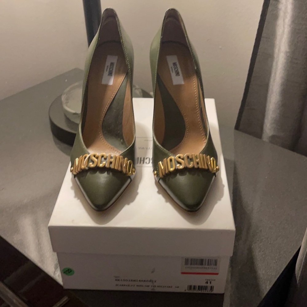 Moschino Pumps